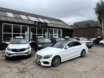 Car Sales w Garage In Nottingham for sale