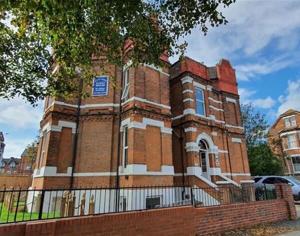 FREEHOLD
GUEST HOUSE FREEHOLD
GUEST HOUSE