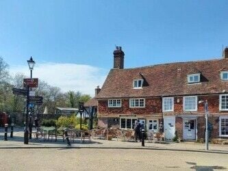 Licenced Tearooms in Prime Location, Battle Photo 1