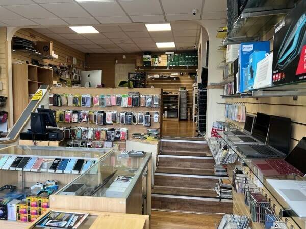Thriving, Profitable Phone Shop Business for Sale Thriving, Profitable Phone Shop Business for Sale