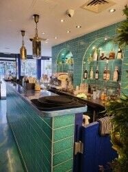 TRENDY CAFE AND DESSERT PLACE TO RENT IN BUSY AREA OF FINSBURY PARK TRENDY CAFE AND DESSERT PLACE TO RENT IN BUSY AREA OF FINSBURY PARK