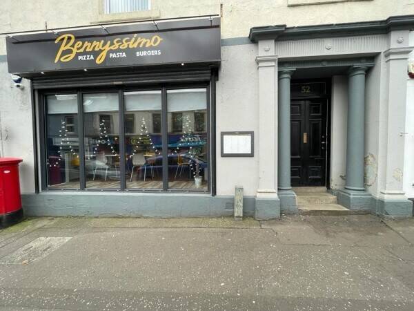 Fully Fitted Licensed Restaurant for Sale in Bathgate Photo 1