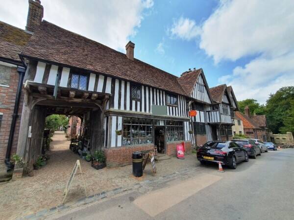 TEA ROOMS, STORE/GIFT SHOP & POST OFFICE WITH 2 BED ACCOMMODATION Photo 1