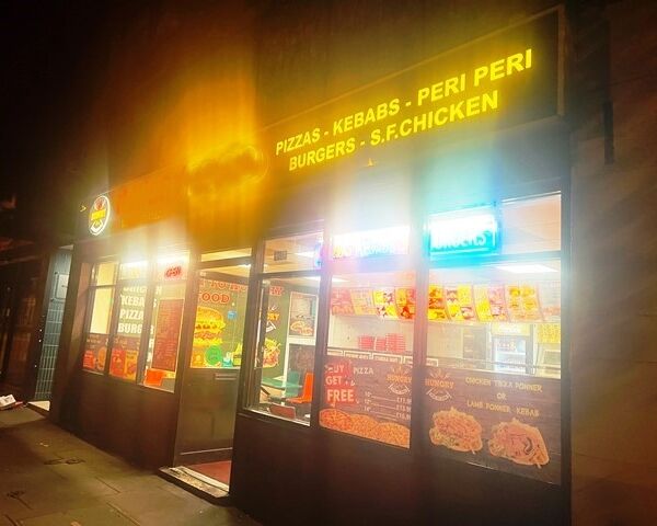 Town Centre Kebab, Piri Piri Chicken And Pizza Takeaway for Sale Photo 1