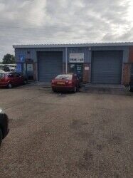MOTOR REPAIRS & MOT GARAGE Photo 1