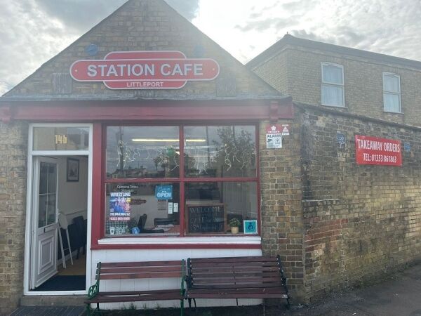 Well presented cafe for sale Photo 1