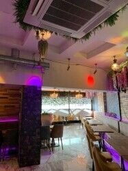 Restaurant Mediterranean and Pizza for sale with Live Entertainment License  in Isleworth London