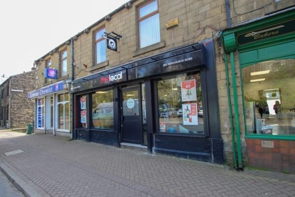 Established Off Licence - Bacup Photo 1
