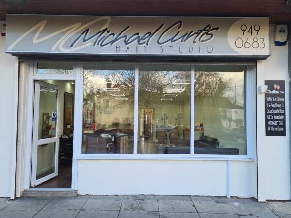 Hair Studio located on a busy parade of shops in a busy residential neighbourhood. Photo 1