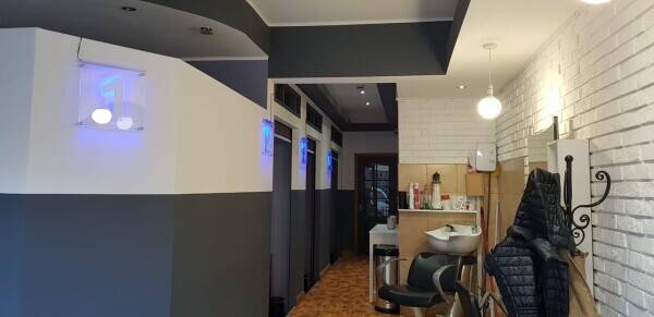 Luxurious Tanning Salon in Prime Location of Kingston Upon Hull Luxurious Tanning Salon in Prime Location of Kingston Upon Hull