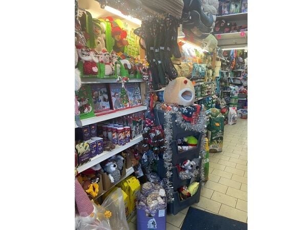 Extremely well established Pet Shop for sale Extremely well established Pet Shop for sale