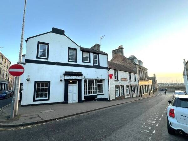 Leasehold Bar and Restaurant with letting rooms situated in Anstruther, Fife. (ref 1627) Photo 1