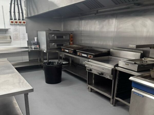 Turnkey Food Collection And Delivery Service Business For Sale Photo 1