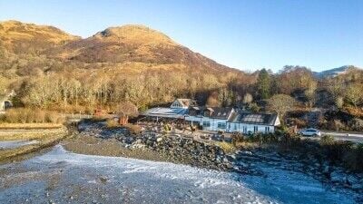 Opportunity to Run a Well-Established Pub/Restaurant on a Stunning Beach