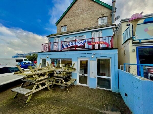 Freehold Fish & Chip Takeaway & Restaurant Located In Newquay Cornwall