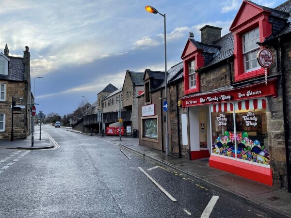 Popular & Well-Equipped Dessert Parlour in Moray Photo 1