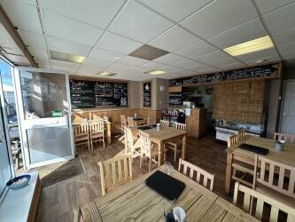 DEVON SEASIDE VILLAGE CENTRE CAFÉ FOR SALE