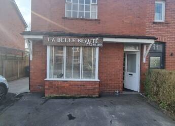 Established Beauty Salon in Village Location Photo 1