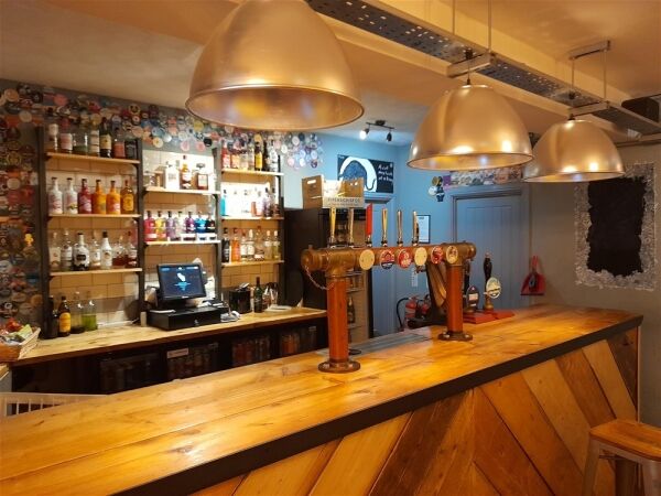 Licenced Trade, Pubs & Clubs For Sale in Hessle Photo 1