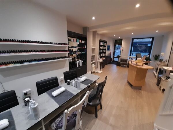 Beauty, Therapy & Tanning For Sale in Mirfield Photo 1