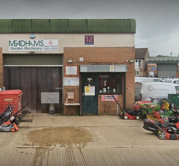 ***Reduced ÂŁ29,000*** Highly Reputable Garden Machinery Business for Sale based in Oxfordshire ***Reduced ÂŁ29,000*** Highly Reputable Garden Machinery Business for Sale based in Oxfordshire