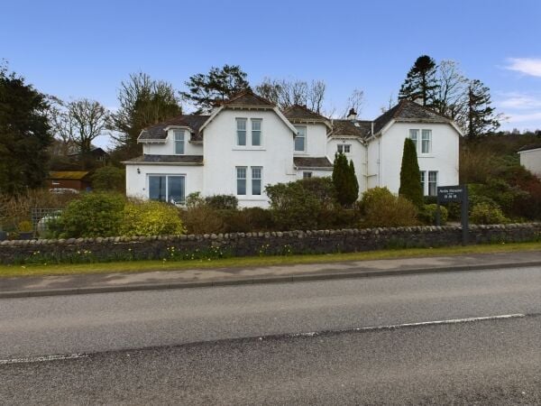 4 Star Guest House with Stunning Views