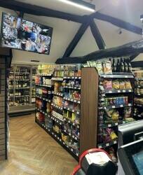 Affluent Convenience store for sale in Worcestershire / Hereford Photo 1