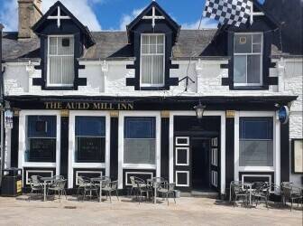 Immaculately presented lock up public house, Galashiels (ref 1645)