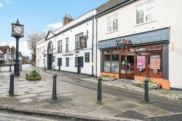 Grill & Kebab and Pizza shop for sale in Colnbrook Village Grill & Kebab and Pizza shop for sale in Colnbrook Village