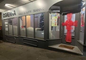 Nail bar and hairdresser for sale