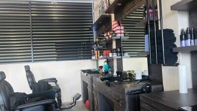 Unisex barber & hair salon is currently available for purchase in Calne Wiltshire Unisex barber & hair salon is currently available for purchase in Calne Wiltshire