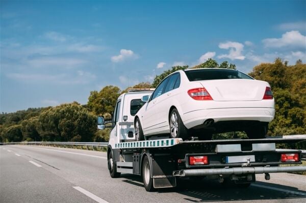PROVIDER OF VEHICLE COLLECTION AND DELIVERY SERVICES PROVIDER OF VEHICLE COLLECTION AND DELIVERY SERVICES