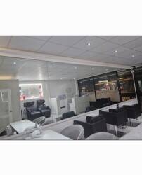 Busy Salon in a great location easily accessible & parking right outside the shop Photo 1