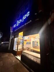 Cafe shop / dessert shop for sale Cafe shop / dessert shop for sale