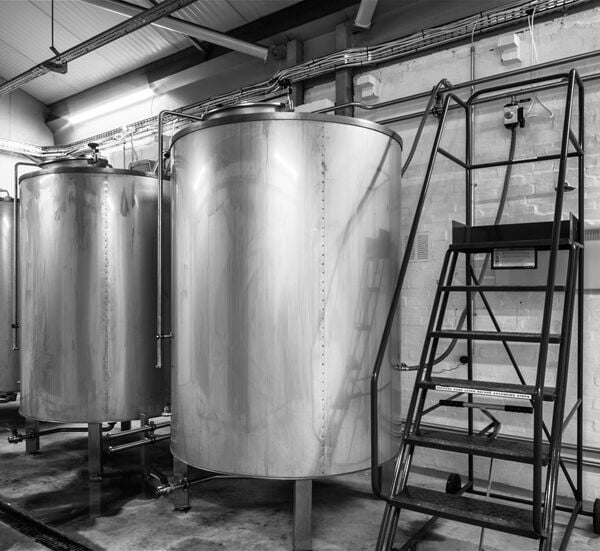 AN AWARD-WINNING MICROBREWERY AN AWARD-WINNING MICROBREWERY
