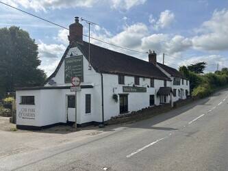 SOMERSET - VILLAGE FREEHOUSE ON MAIN ROAD NEAR DORSET BORDER Photo 1