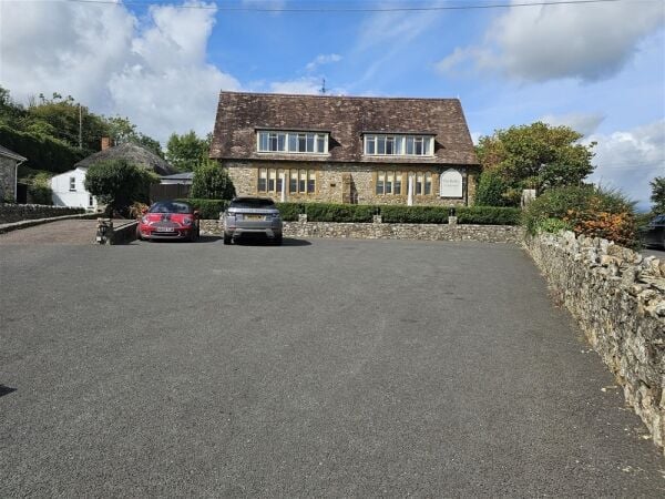 Exceptional AA 4-Star Silver, Victorian E Devon Guest House For Sale in Honiton Exceptional AA 4-Star Silver, Victorian E Devon Guest House For Sale in Honiton