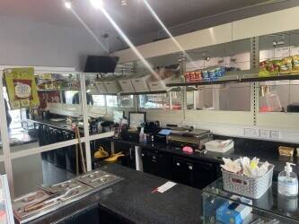 Deli’licious baguette bar for sale Photo 2