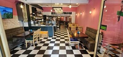 Modern Cafe & Bistro Garden Sale in North West London 