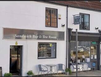 Cafe and takeaway for sale Cafe and takeaway for sale