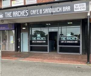 Cafe for sale in prime location