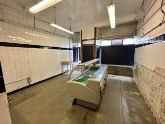 VERSTAILE E CLASS PREMISE  BURGESS HILL, WEST SUSSEX Photo 1