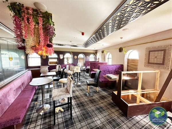 Restaurant/Hot Food Takeaway in Leigh