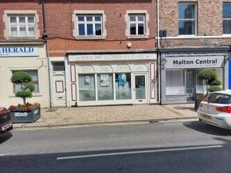 Look!! Busy and Profitable Laundry / Dry Cleaners in the North Yorkshire Market town of Malton Look!! Busy and Profitable Laundry / Dry Cleaners in the North Yorkshire Market town of Malton