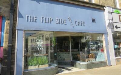 Delightful, Very Well-known Cafe and Creperie Business Delightful, Very Well-known Cafe and Creperie Business