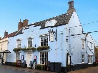SUFFOLK - TOWN CENTRE PUB & RESTAURANT WITH 4 EN SUITE LETTING BEDROOMS Photo 1
