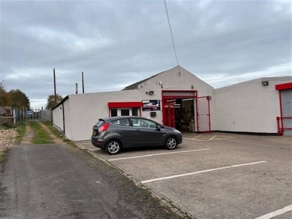 HIGHLY REGARDED MOTOR GARAGE