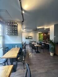 Bistro restaurant for sale in Willesden