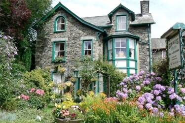 Leasehold Guest House Hotel Bed and Breakfast Guest Accommodation Bowness-on-Windermere For Sale