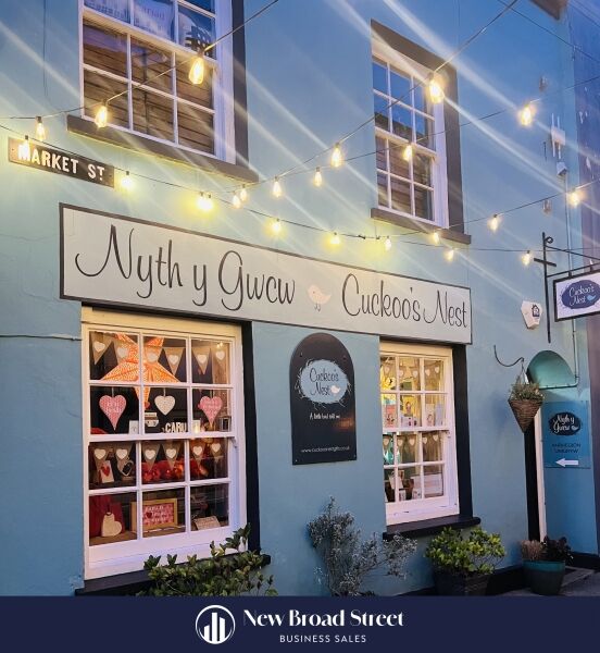 Well-Established Retail Shop in Llandeilo South Wales Photo 1